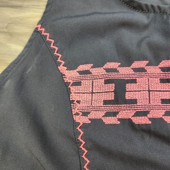 🔹️Rue21 Gray w/Coral Embroidered Aztec Print Sleeveless Dress Large - Picture 7 of 12